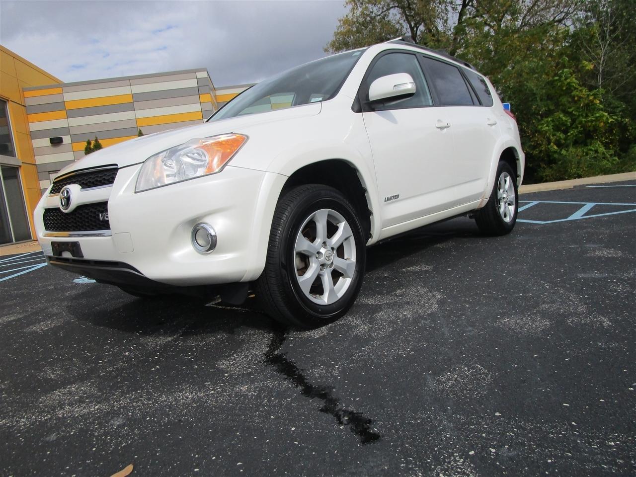 Toyota RAV4 Limited V6 4WD 2012