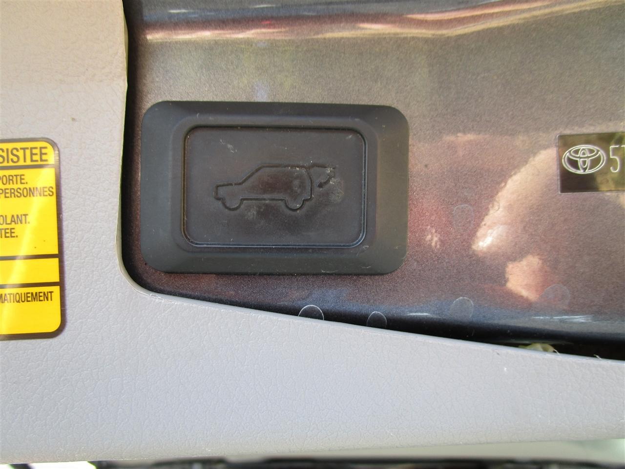 Toyota Highlander Limited 4WD 2013