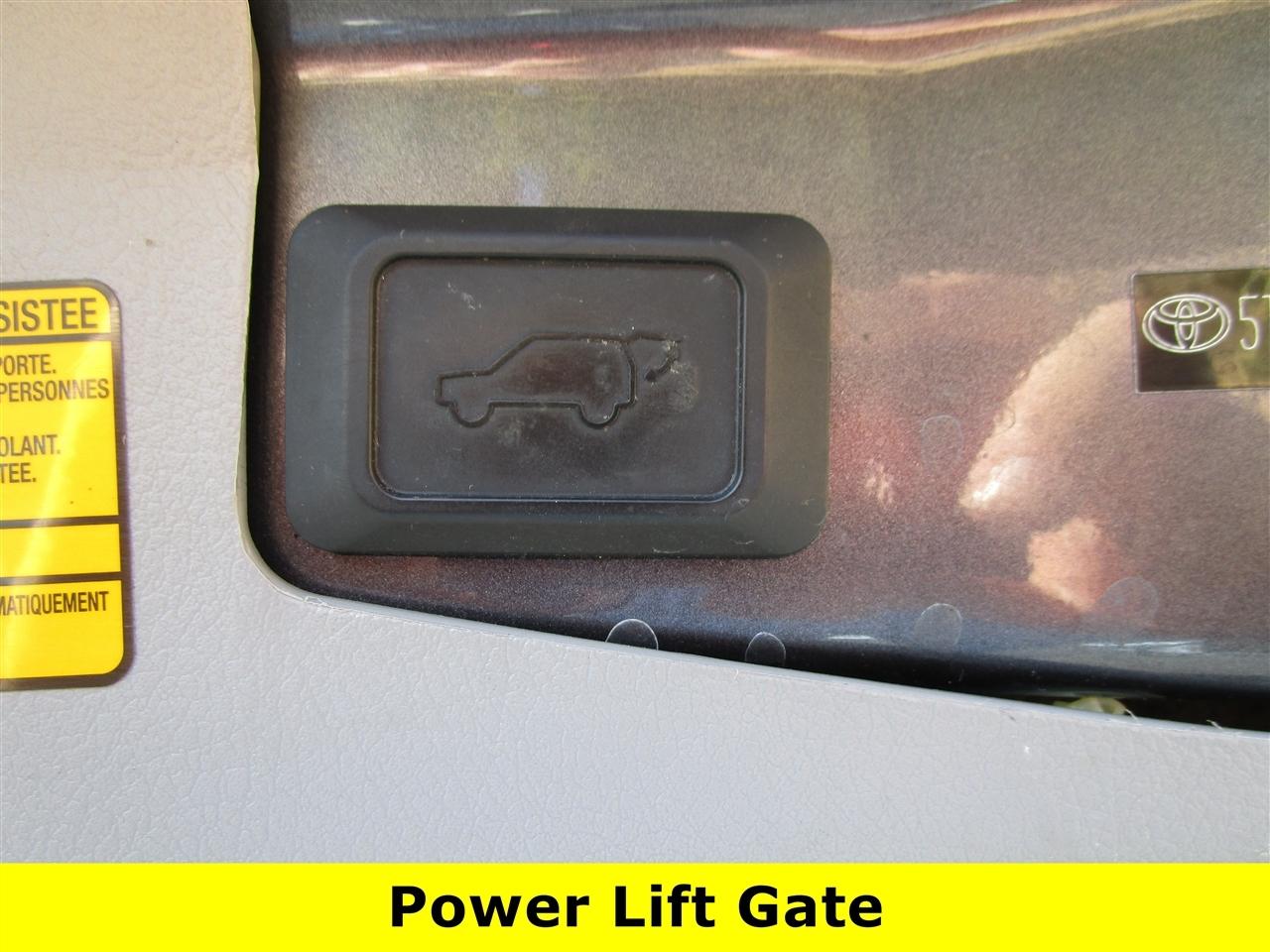 Toyota Highlander Limited 4WD 2013
