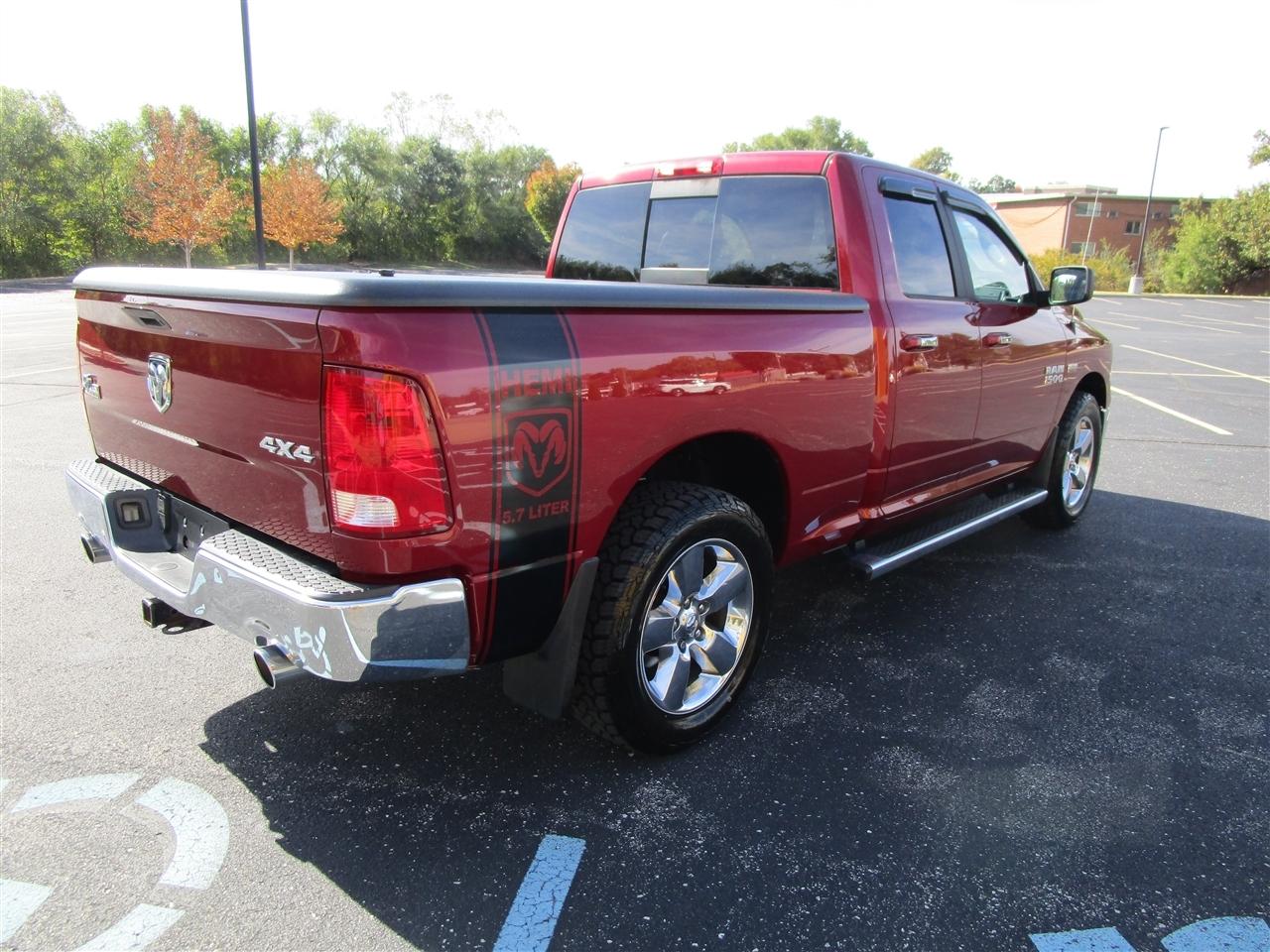 RAM 1500 SLT Quad Cab 4WD 2014