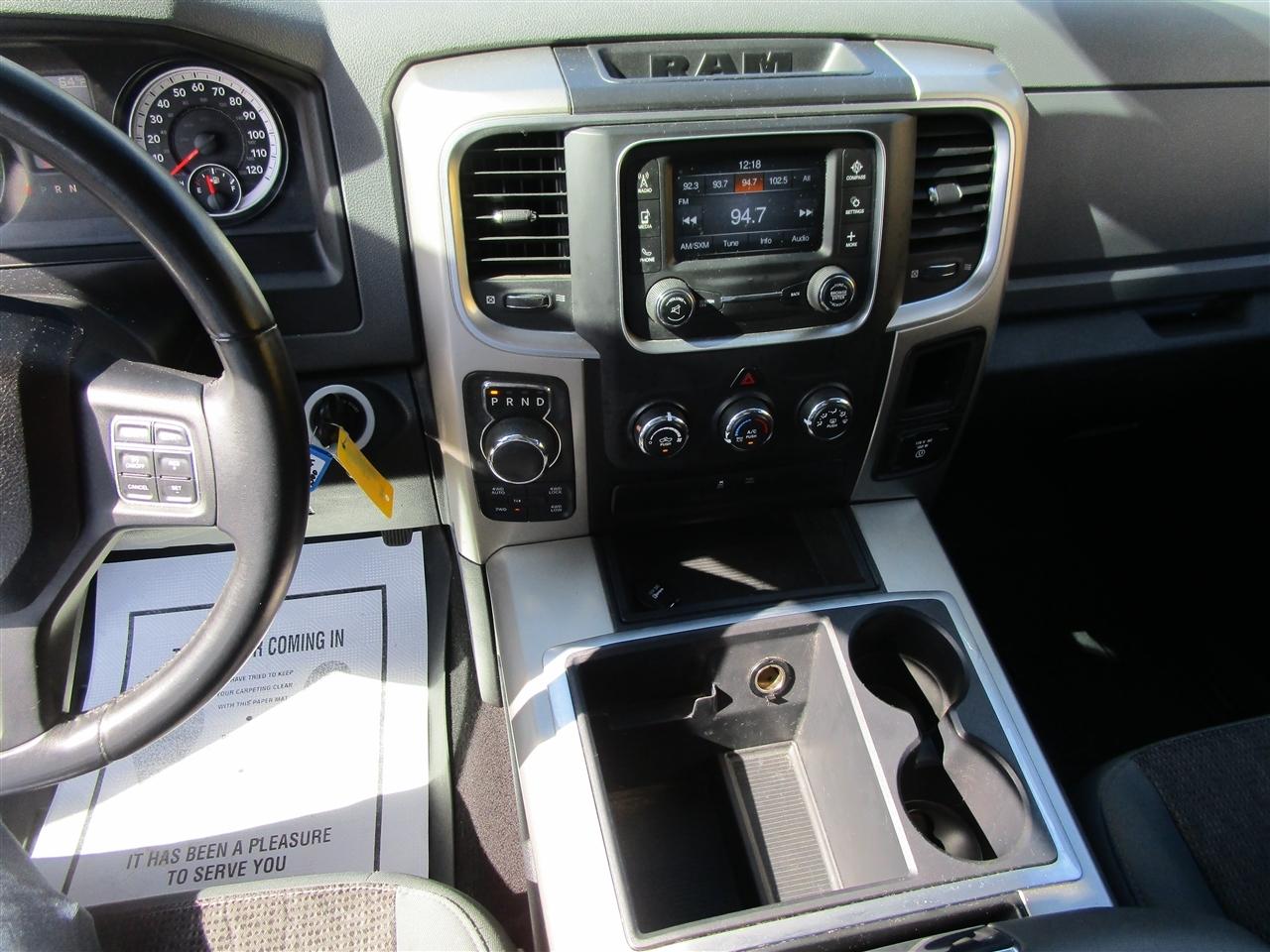 RAM 1500 SLT Quad Cab 4WD 2014