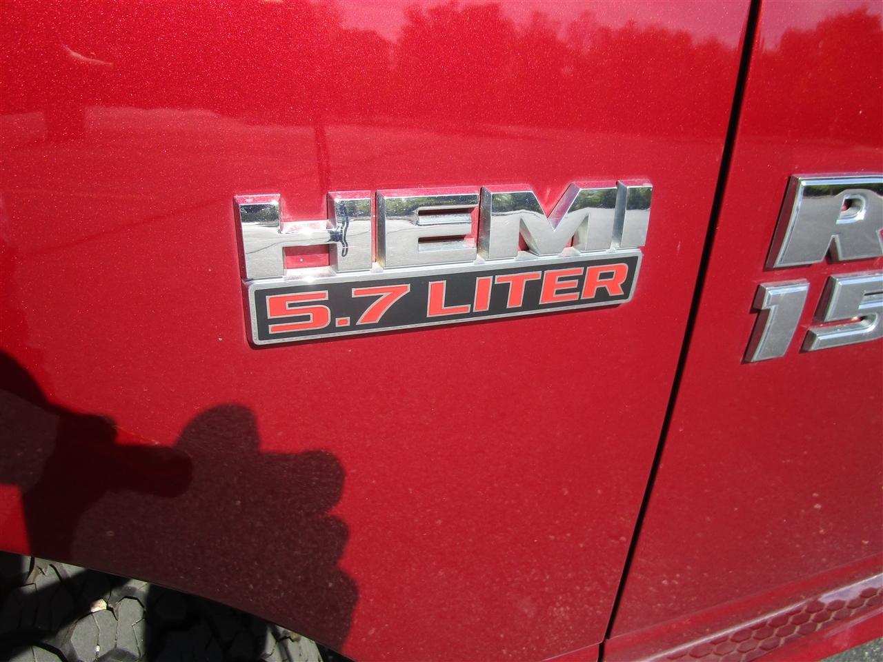 RAM 1500 SLT Quad Cab 4WD 2014