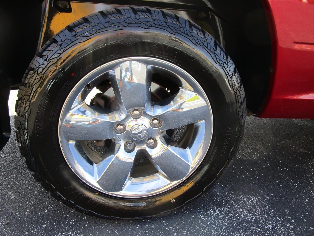 RAM 1500 SLT Quad Cab 4WD 2014