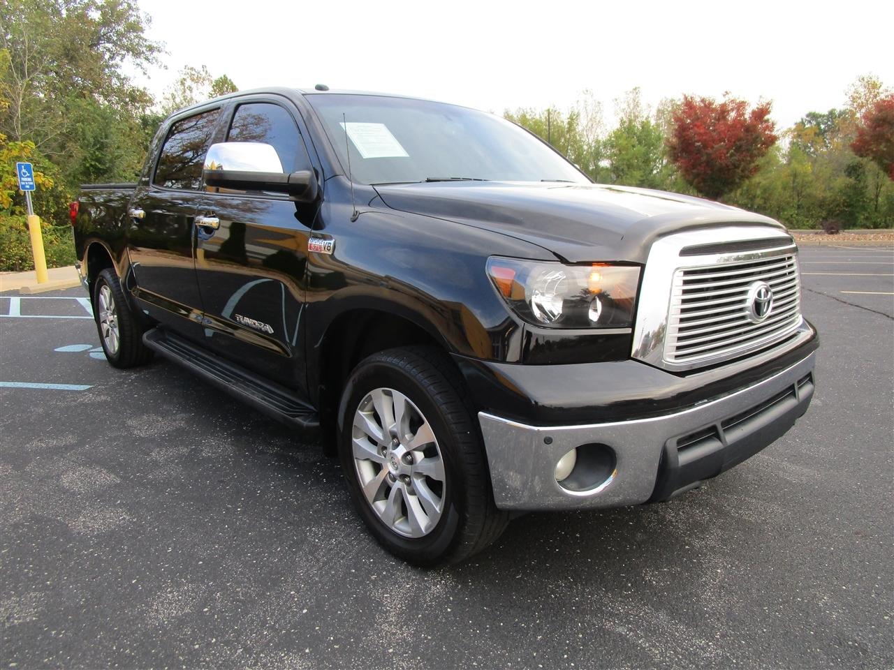 Toyota Tundra Limited 5.7L CrewMax 4WD 2012