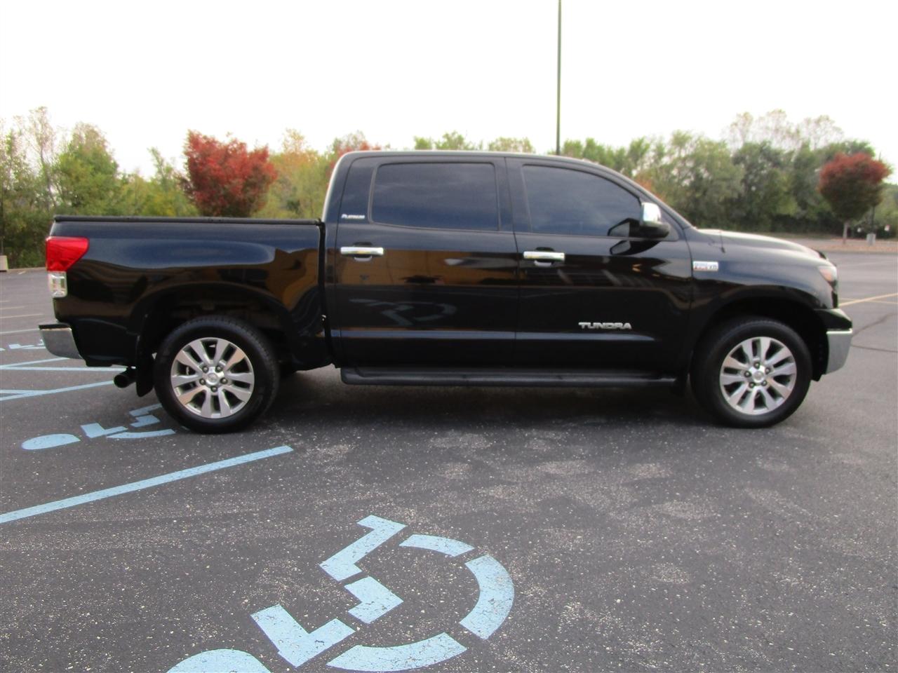 Toyota Tundra Limited 5.7L CrewMax 4WD 2012