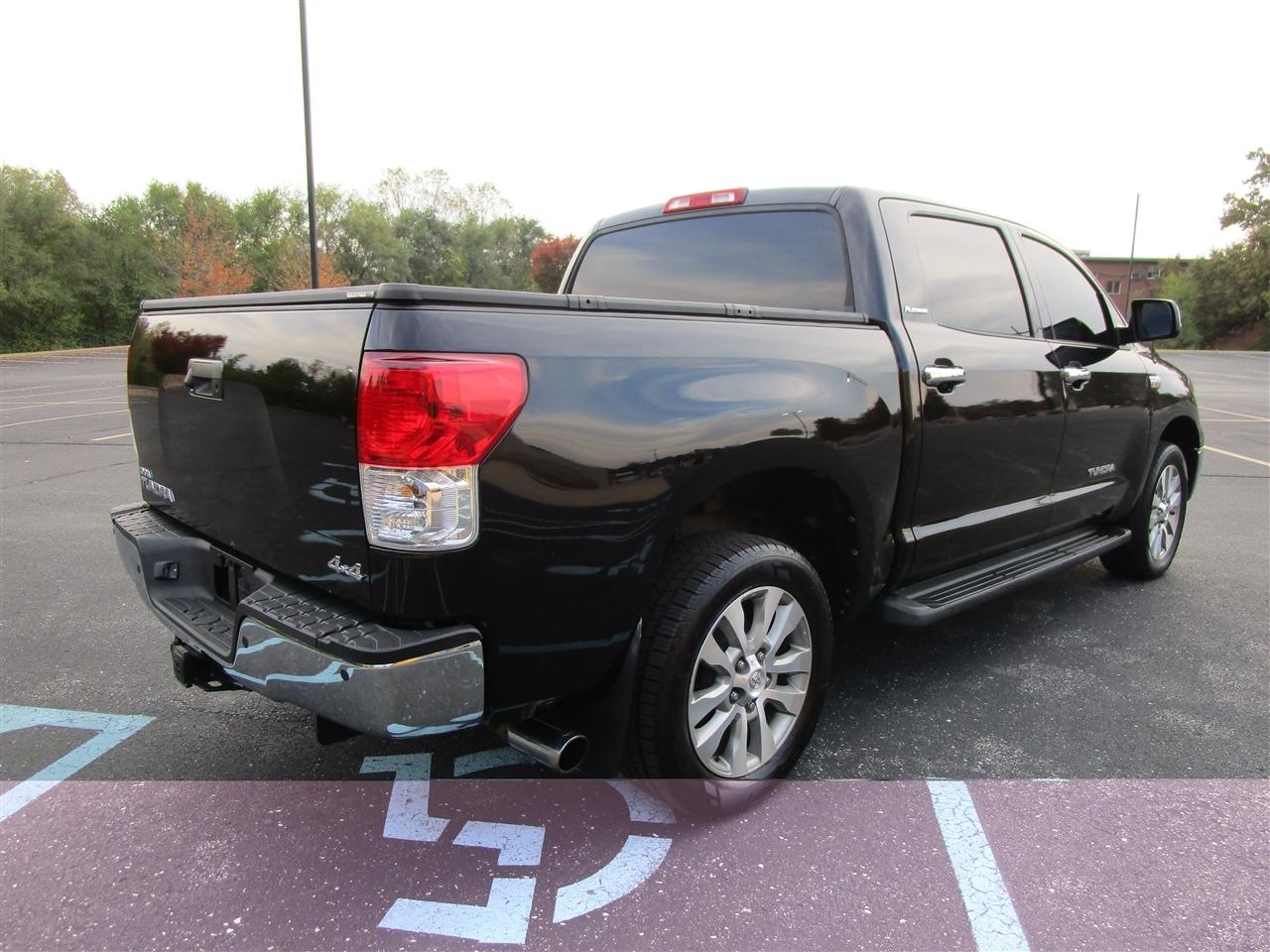 Toyota Tundra Limited 5.7L CrewMax 4WD 2012