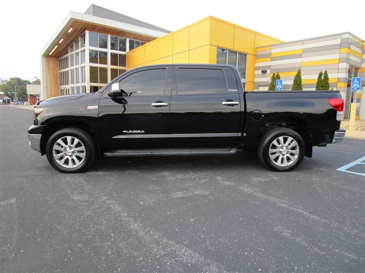 Toyota Tundra Limited 5.7L CrewMax 4WD 2012