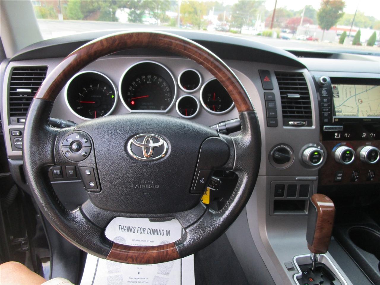 Toyota Tundra Limited 5.7L CrewMax 4WD 2012