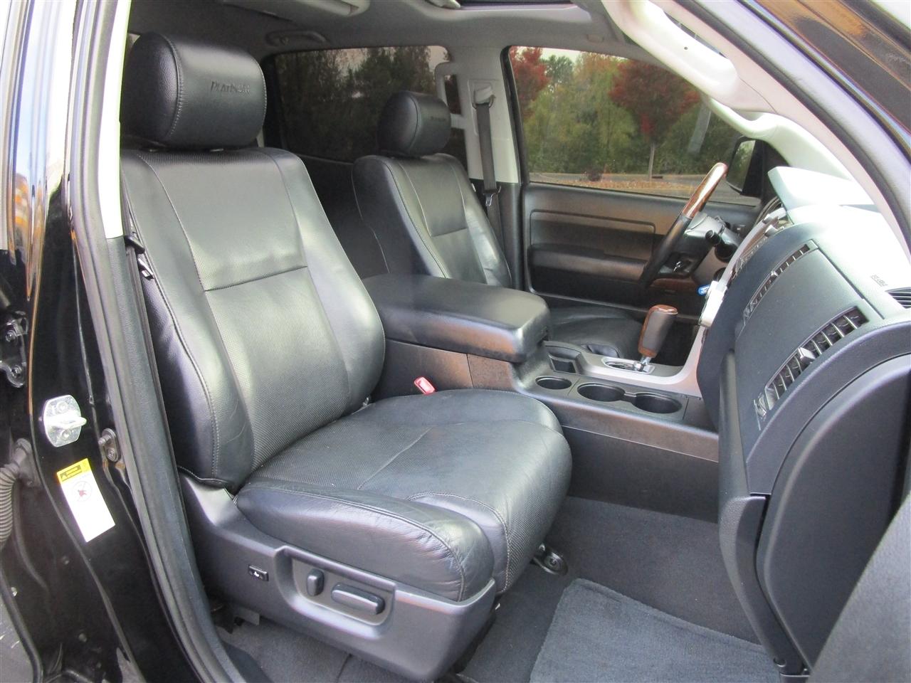 Toyota Tundra Limited 5.7L CrewMax 4WD 2012