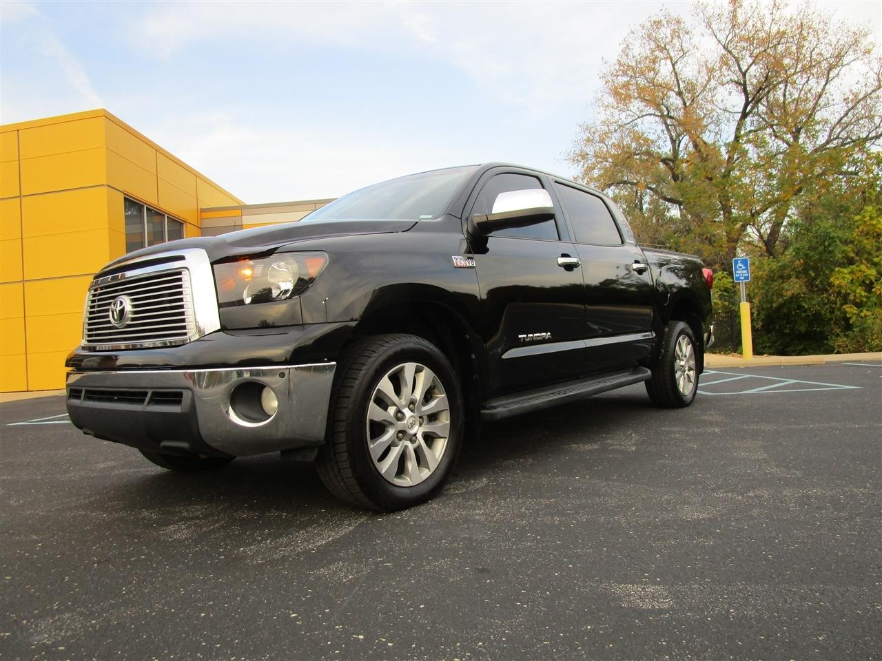 Toyota Tundra Limited 5.7L CrewMax 4WD 2012