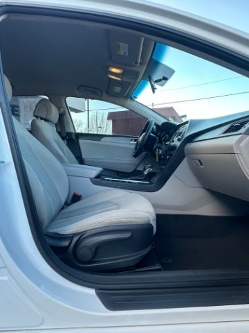 Hyundai Sonata SE 2015