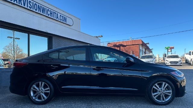 Hyundai Elantra Limited 4D Sedan 2017