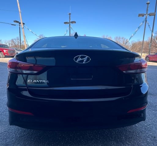 Hyundai Elantra Limited 4D Sedan 2017