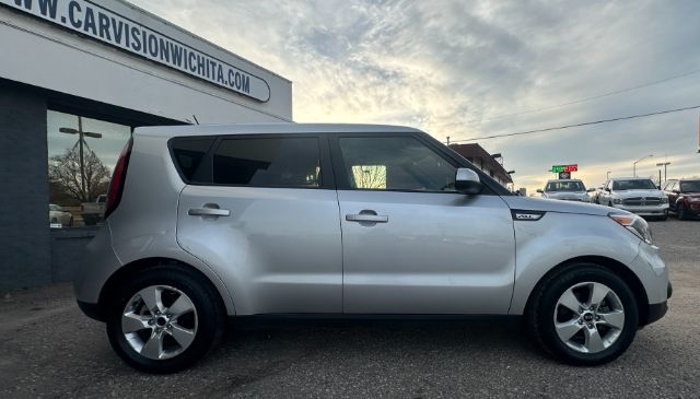Kia Soul LX 2019