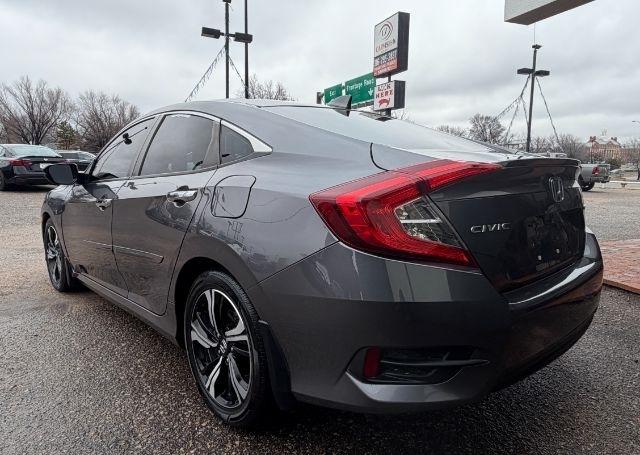 Honda Civic Touring Sedan CVT 2018