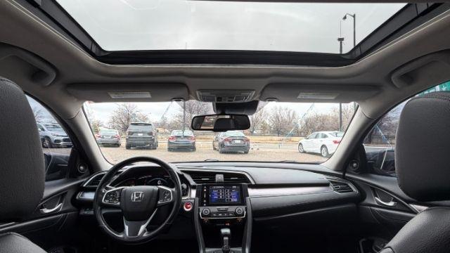 Honda Civic Touring Sedan CVT 2018