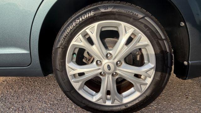 Ford Fusion SE 2012