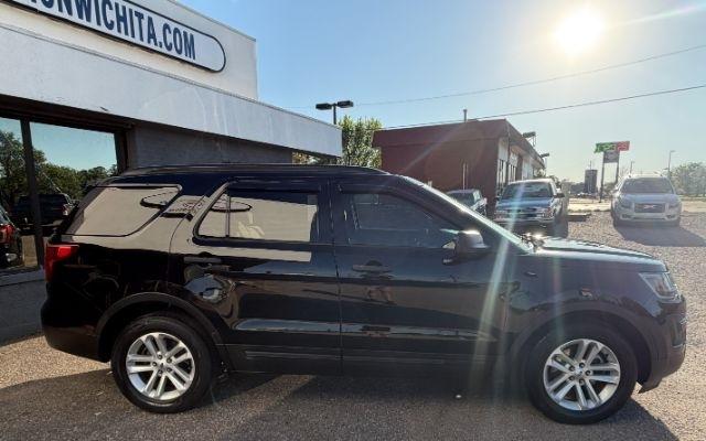 Ford Explorer Base FWD 2016