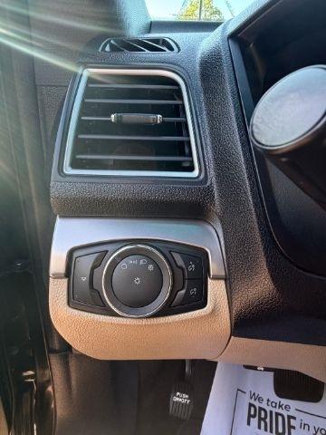 Ford Explorer Base FWD 2016