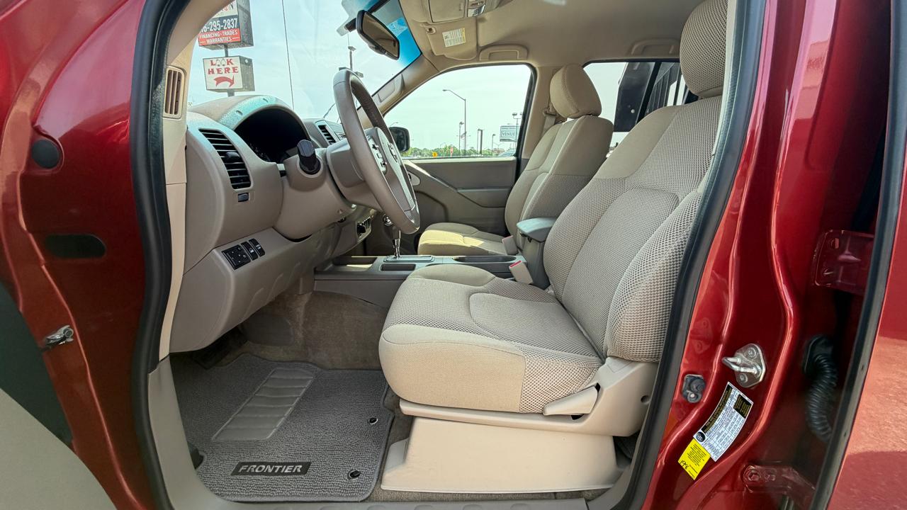 Nissan Frontier SL Crew Cab 4WD 2017