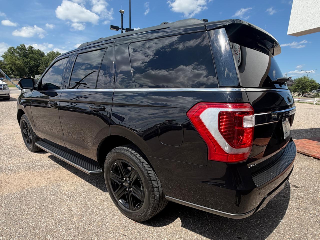 Ford Expedition XLT 2020