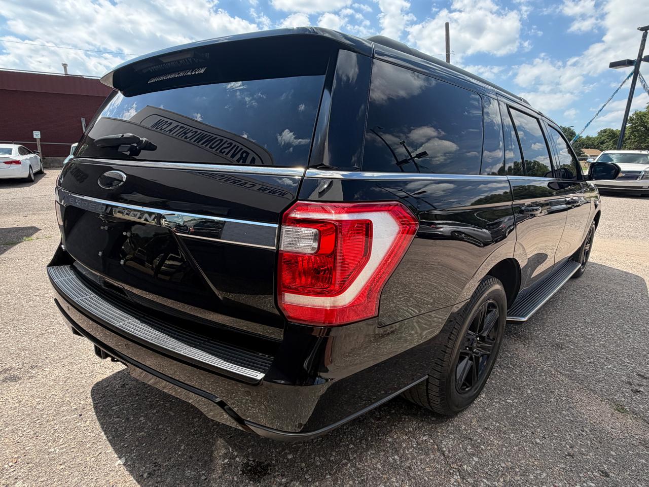 Ford Expedition XLT 2020
