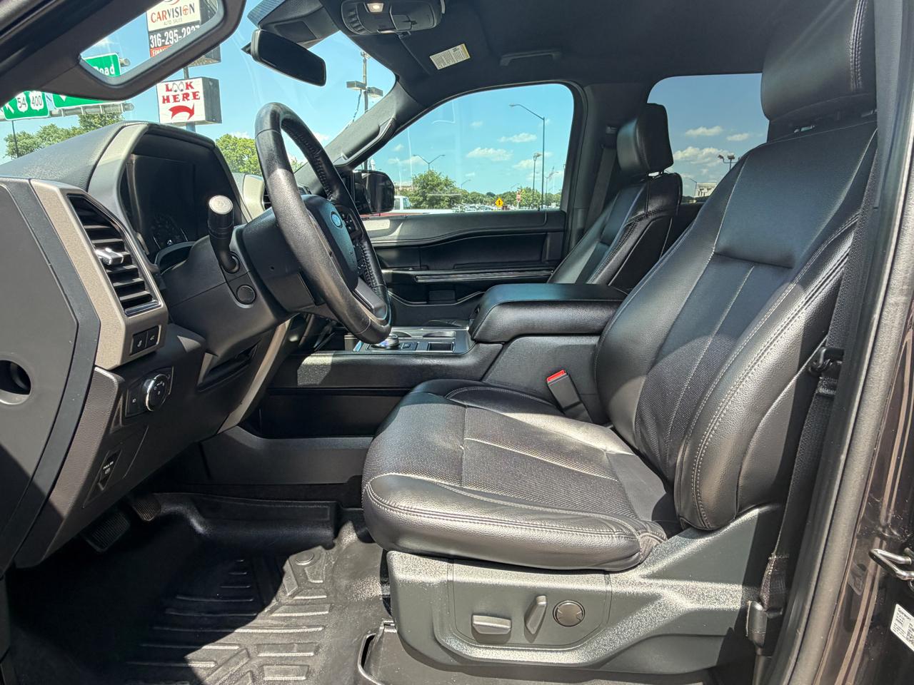 Ford Expedition XLT 2020