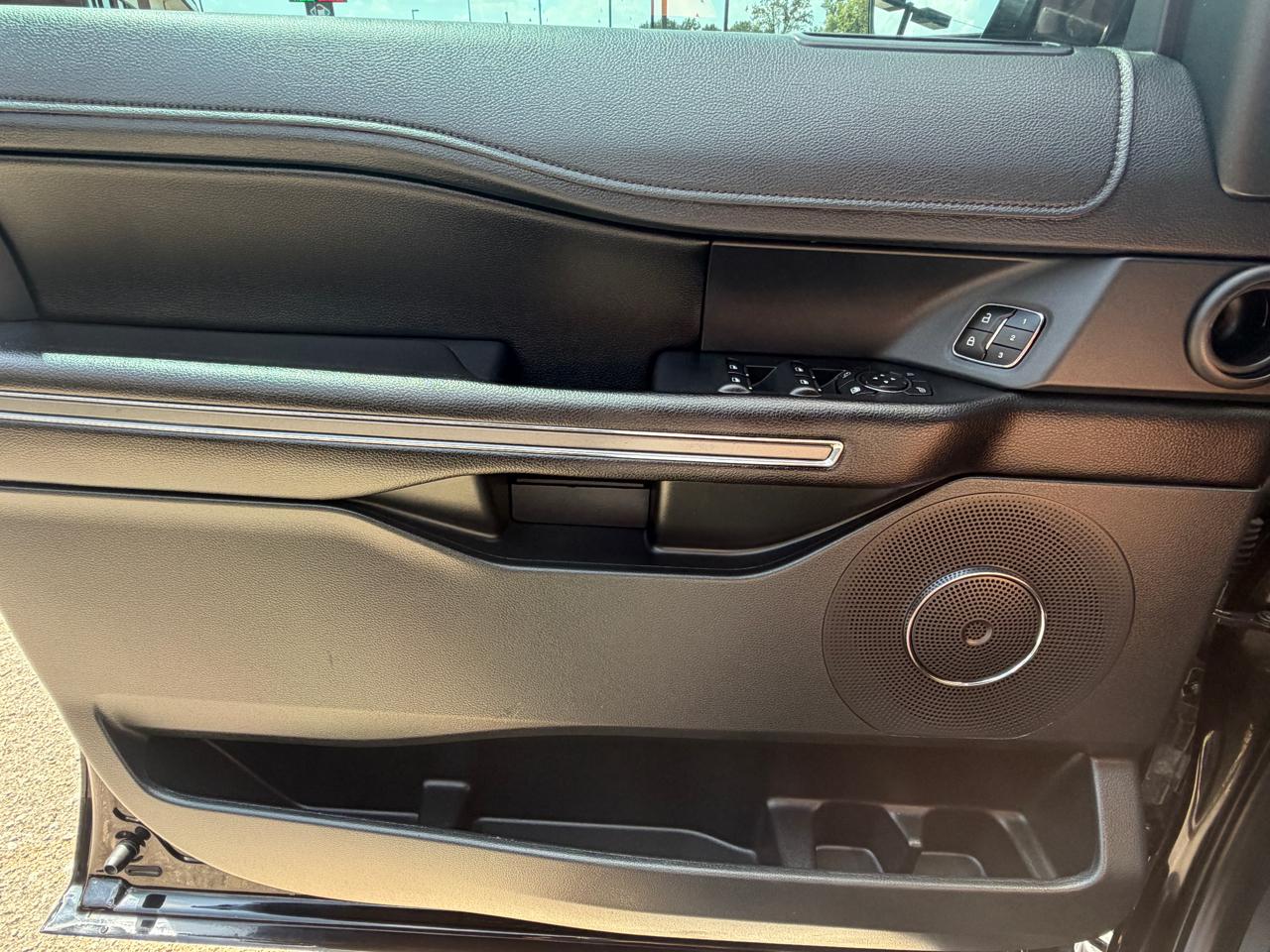 Ford Expedition XLT 2020
