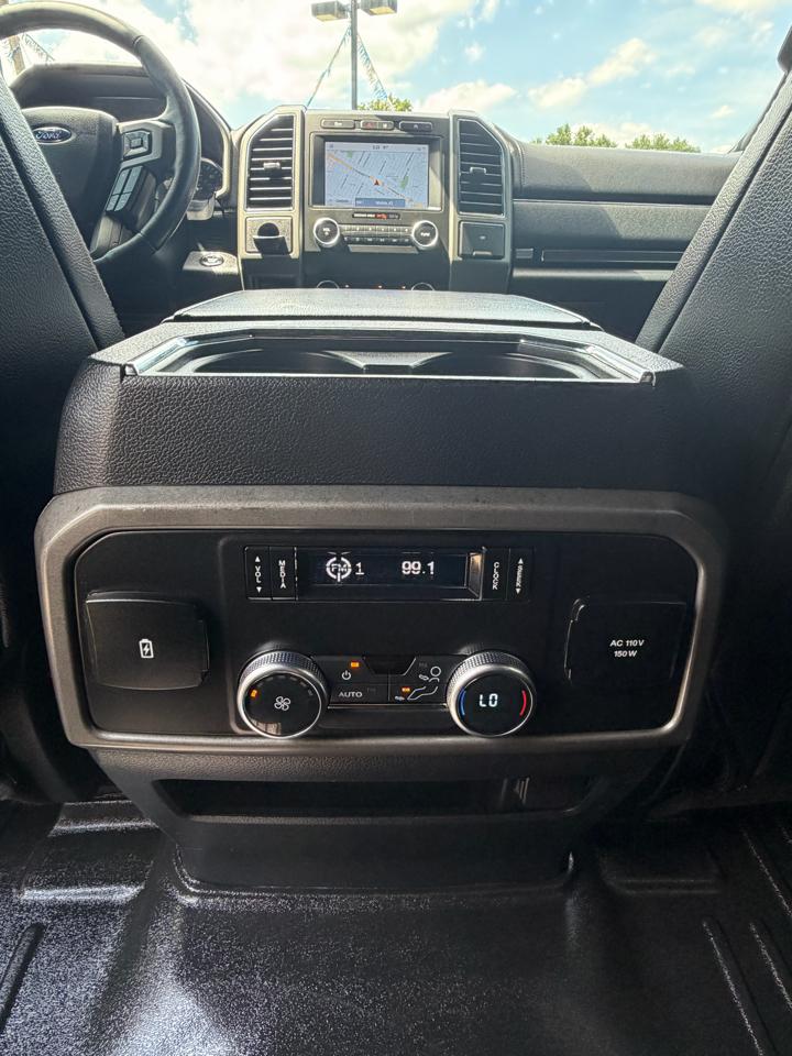 Ford Expedition XLT 2020