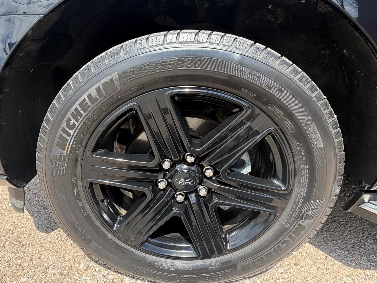 Ford Expedition XLT 2020