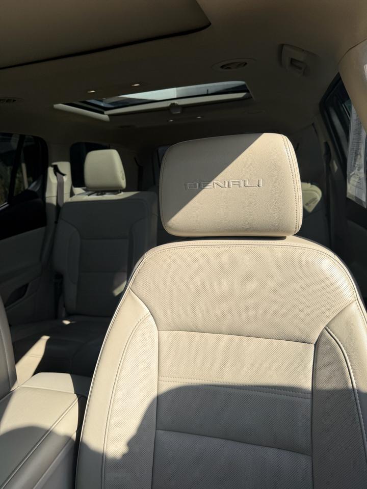 GMC Acadia Denali AWD 2018