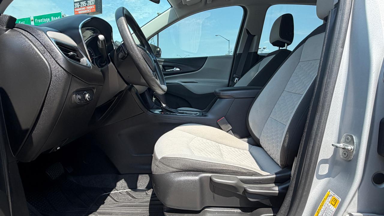 2020 Chevrolet Equinox LS - Photo 9