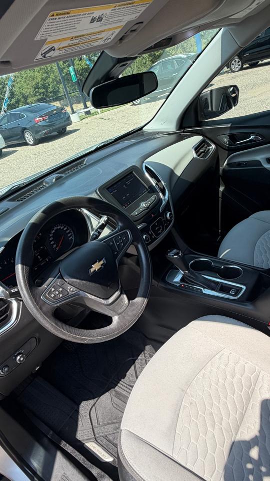 2020 Chevrolet Equinox LS - Photo 10