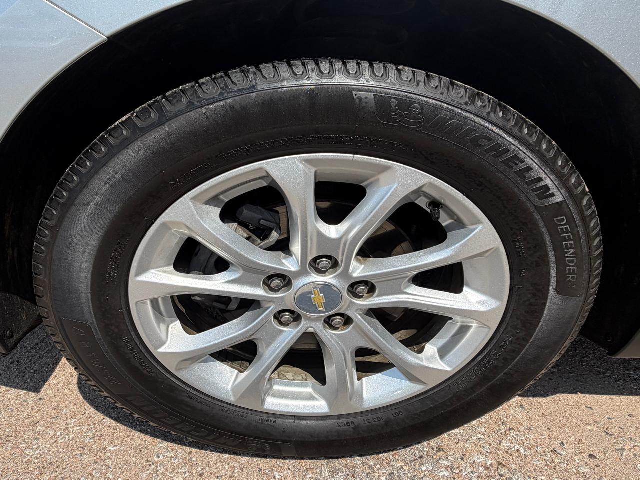 2020 Chevrolet Equinox LS - Photo 20