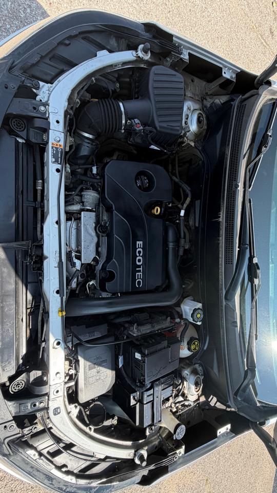2020 Chevrolet Equinox LS - Photo 22