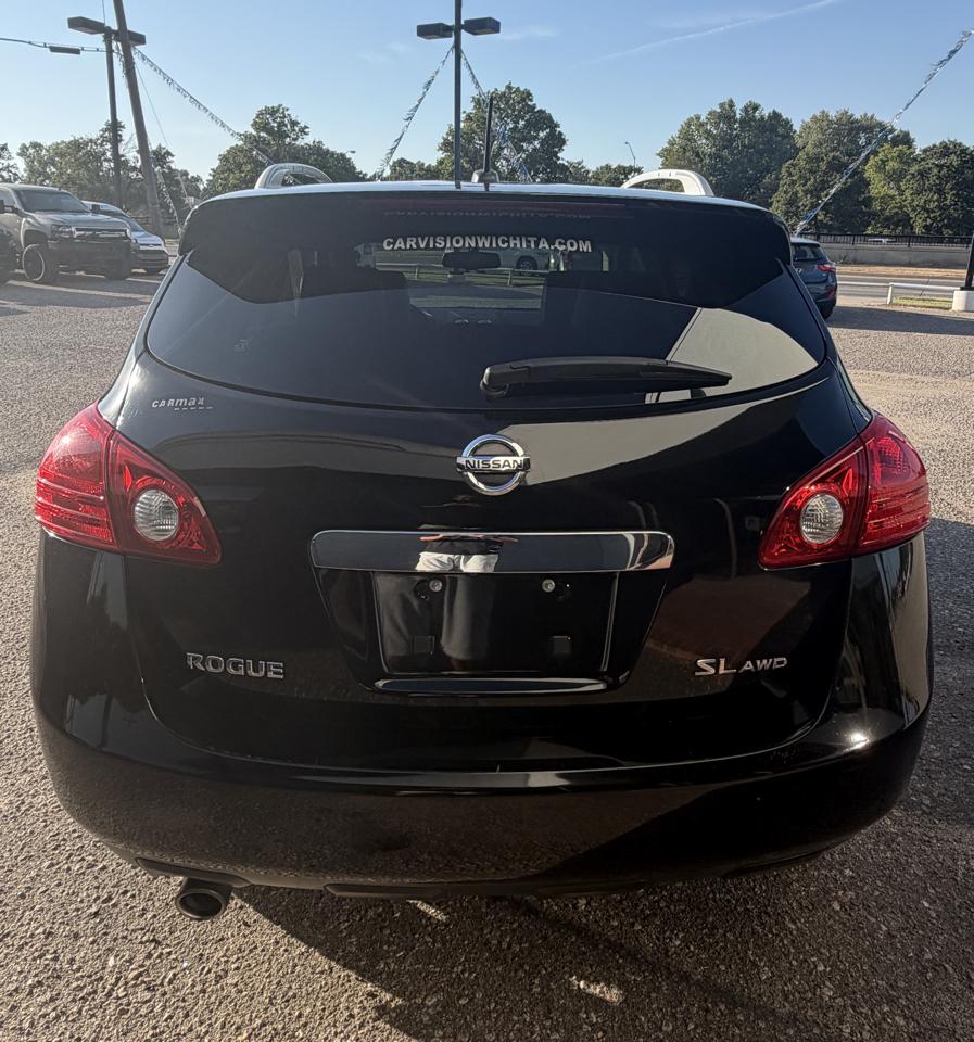 Nissan Rogue SV AWD 2011