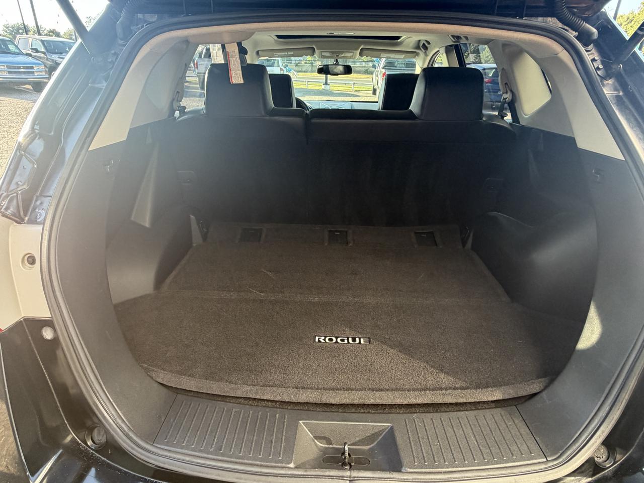 Nissan Rogue SV AWD 2011