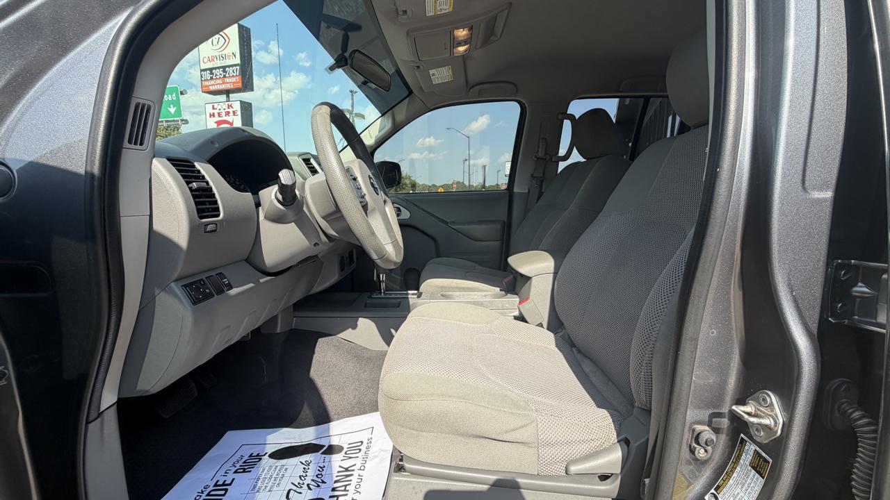 Nissan Frontier SV Crew Cab 2WD 2019