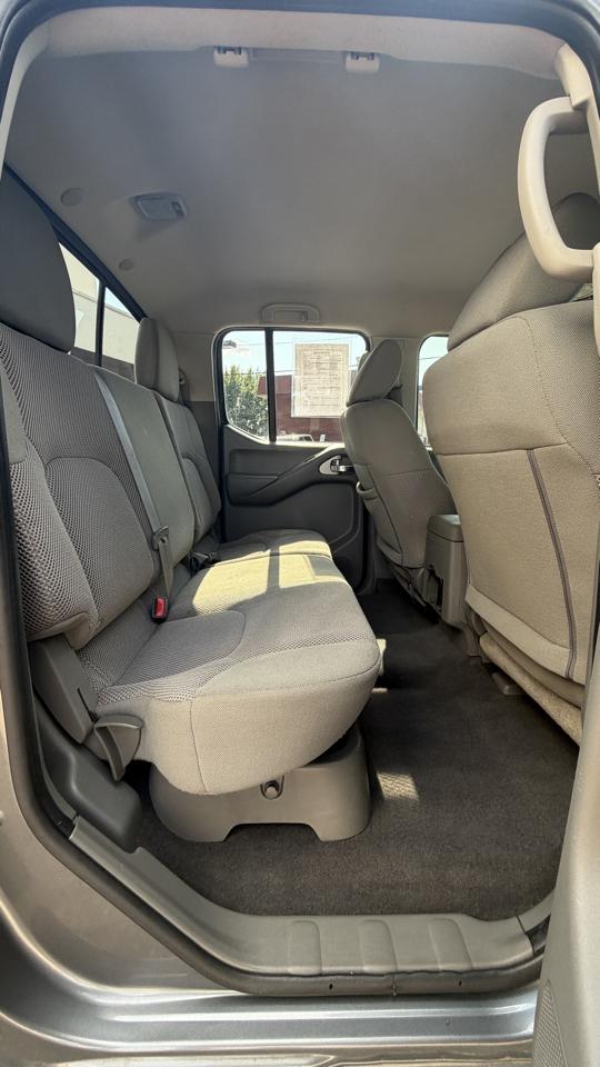 Nissan Frontier SV Crew Cab 2WD 2019