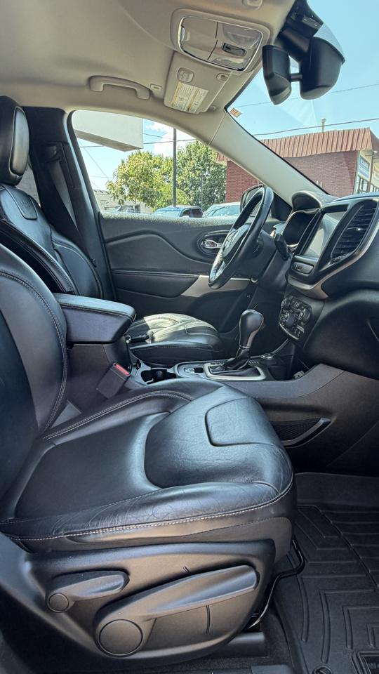 Jeep Cherokee Limited 4WD 2018