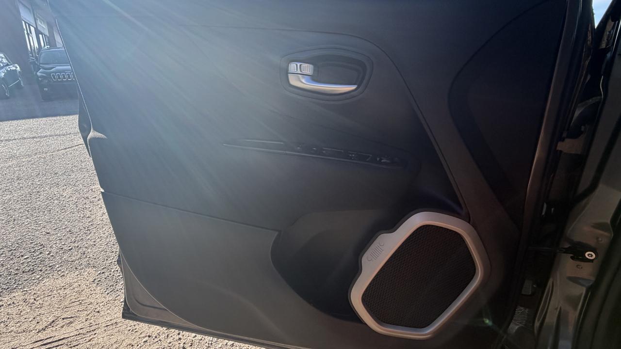 Jeep Renegade Latitude 4WD 2017