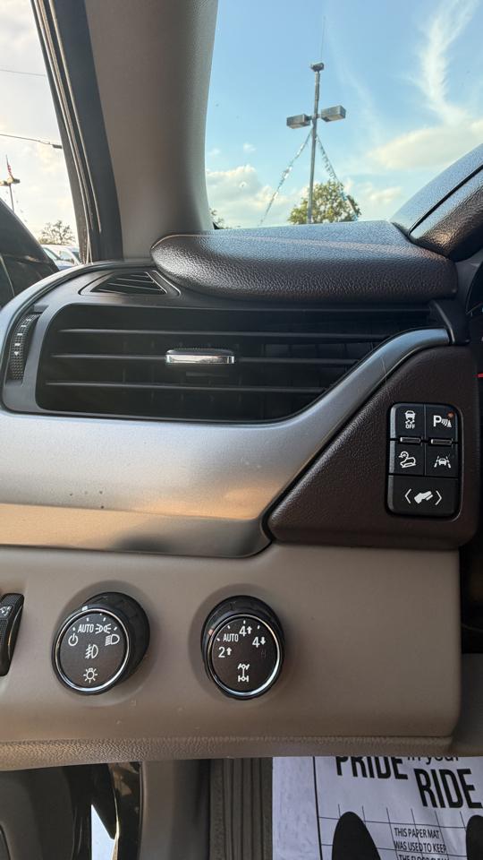 Chevrolet Tahoe LTZ 4D SUV 4WD 2016