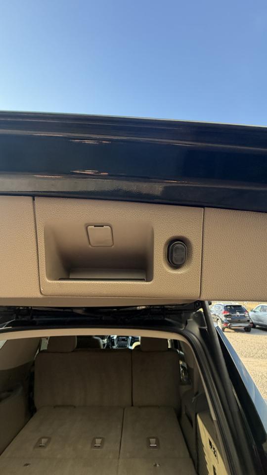 Chevrolet Tahoe LTZ 4D SUV 4WD 2016