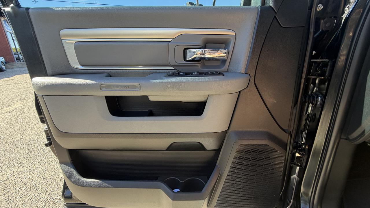 RAM 1500 SLT Crew Cab SWB 2WD 2018