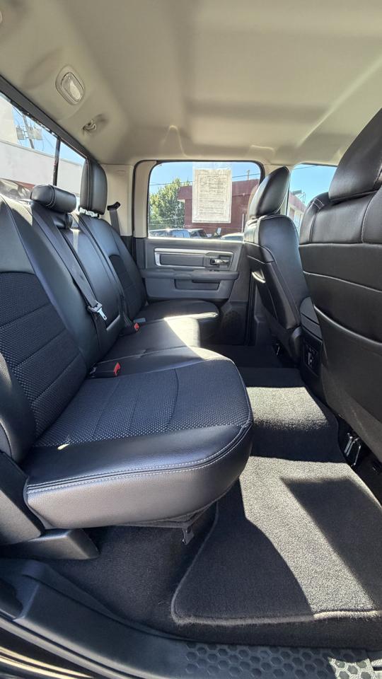 RAM 1500 SLT Crew Cab SWB 2WD 2018