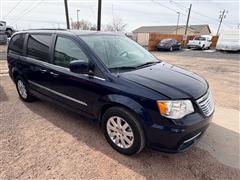 2016 Chrysler Town & Country 