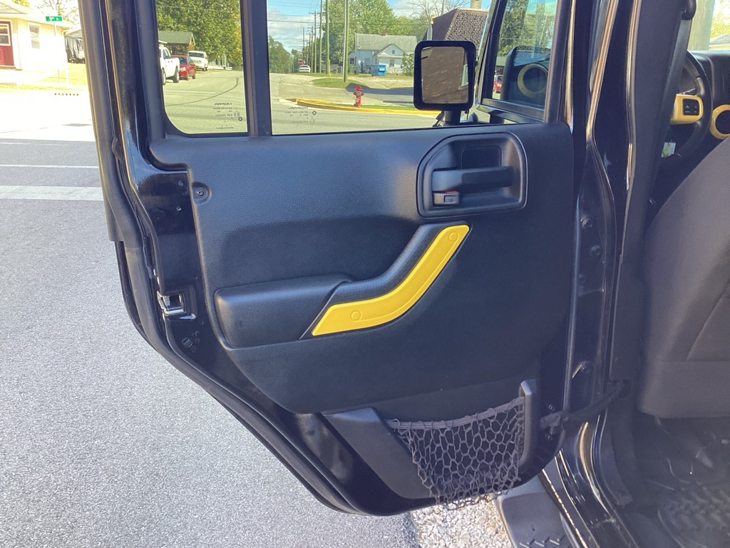 Jeep Wrangler Unlimited Sport 4WD 2016 Jeep Wrangler Unlimited Sport 4WD 2016