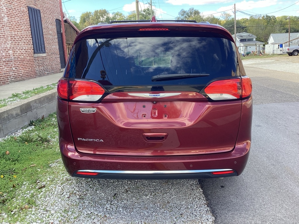 Chrysler Pacifica Touring-L Plus 2018 Chrysler Pacifica Touring-L Plus 2018