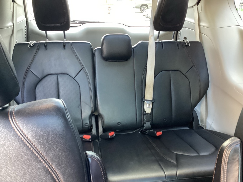 Chrysler Pacifica Touring-L Plus 2018 Chrysler Pacifica Touring-L Plus 2018