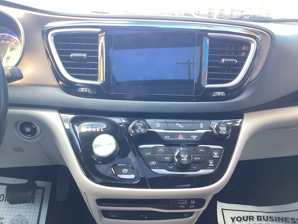 Chrysler Pacifica Touring-L Plus 2018 Chrysler Pacifica Touring-L Plus 2018